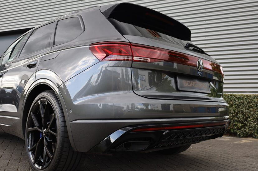 Volkswagen Touareg R