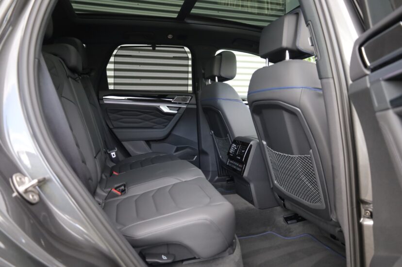 Volkswagen Touareg R