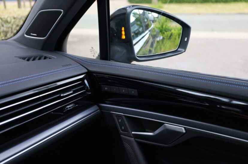 Volkswagen Touareg R