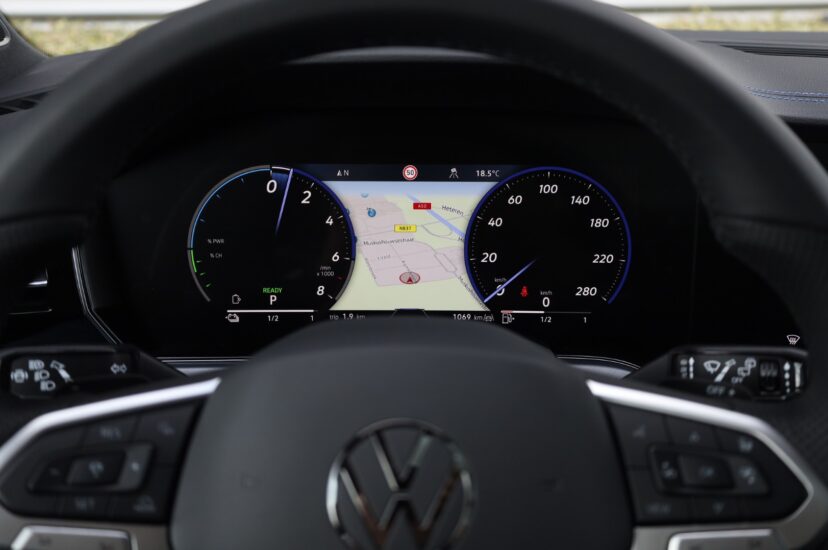 Volkswagen Touareg R