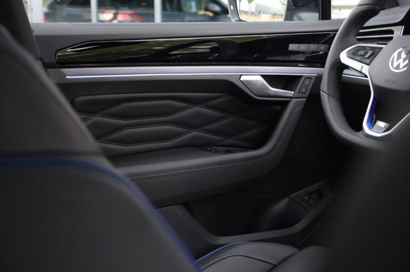 Volkswagen Touareg R