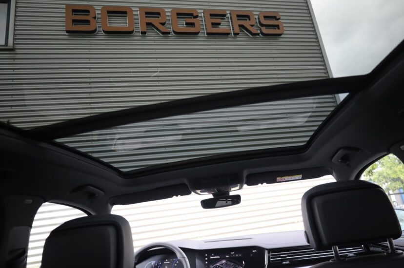 Volkswagen Touareg R
