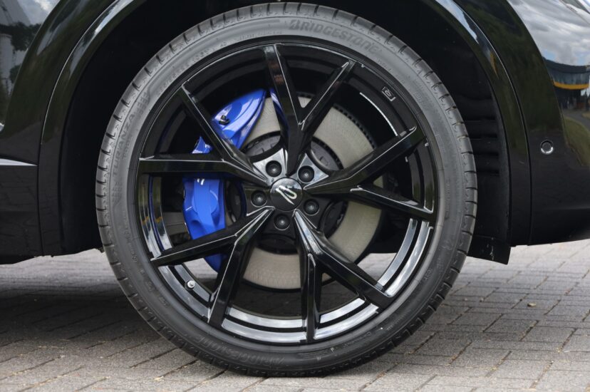 Volkswagen Touareg R