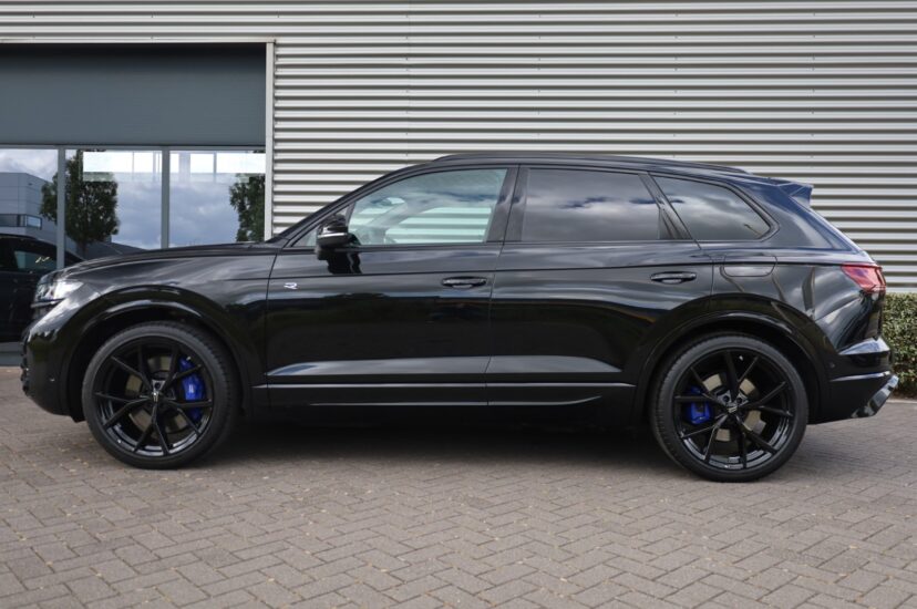 Volkswagen Touareg R