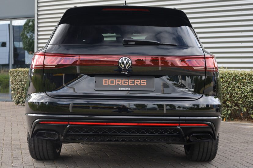 Volkswagen Touareg R