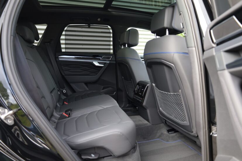 Volkswagen Touareg R