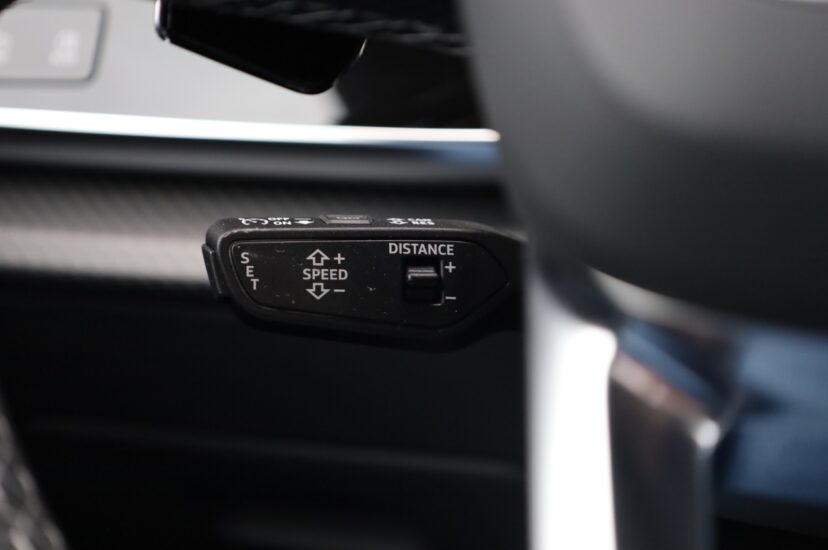 Audi RSQ8 Performance