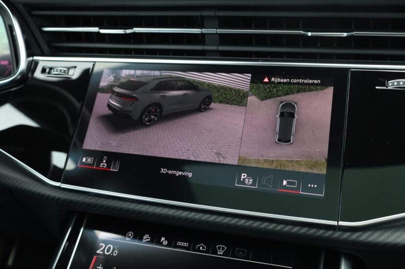 Audi RSQ8 Performance