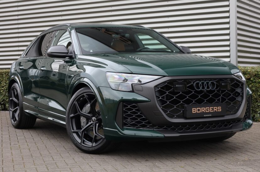 Audi RSQ8 Performance