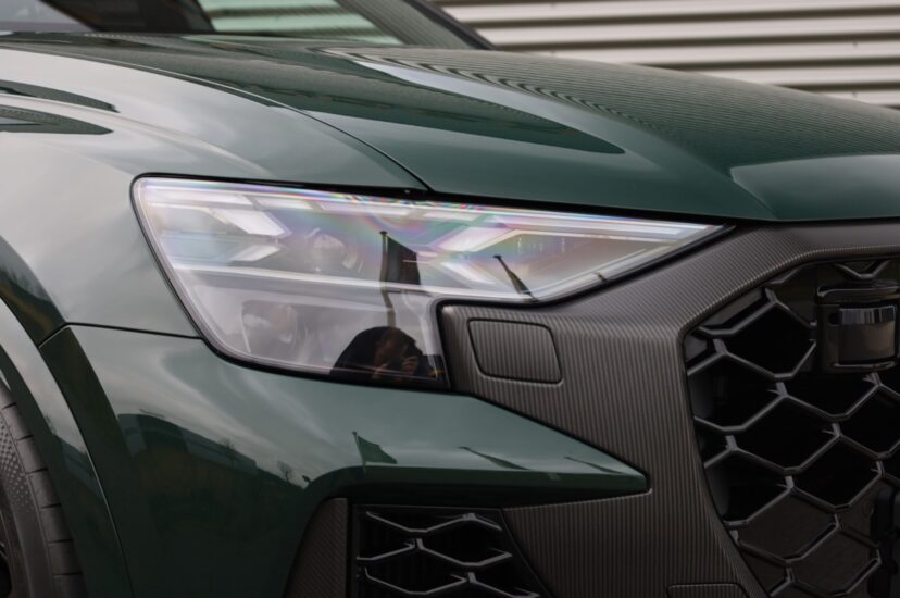 Audi RSQ8 Performance