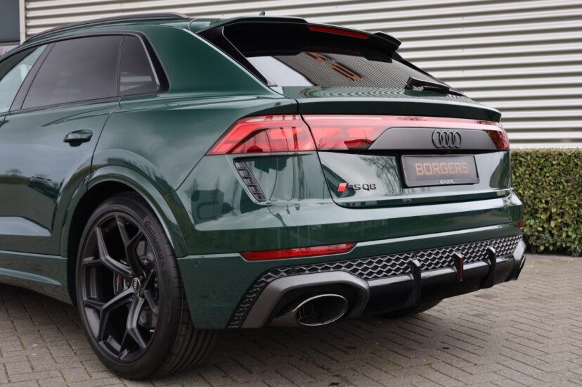 Audi RSQ8 Performance