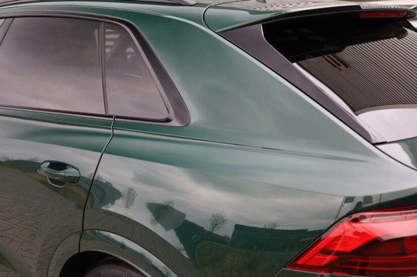 Audi RSQ8 Performance