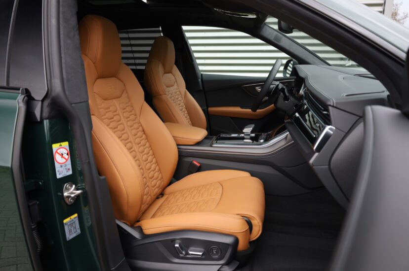 Audi RSQ8 Performance
