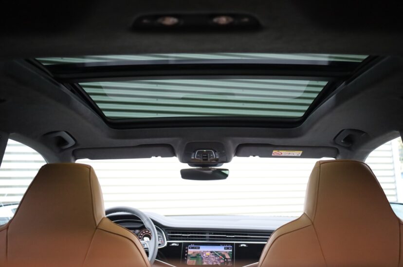 Audi RSQ8 Performance