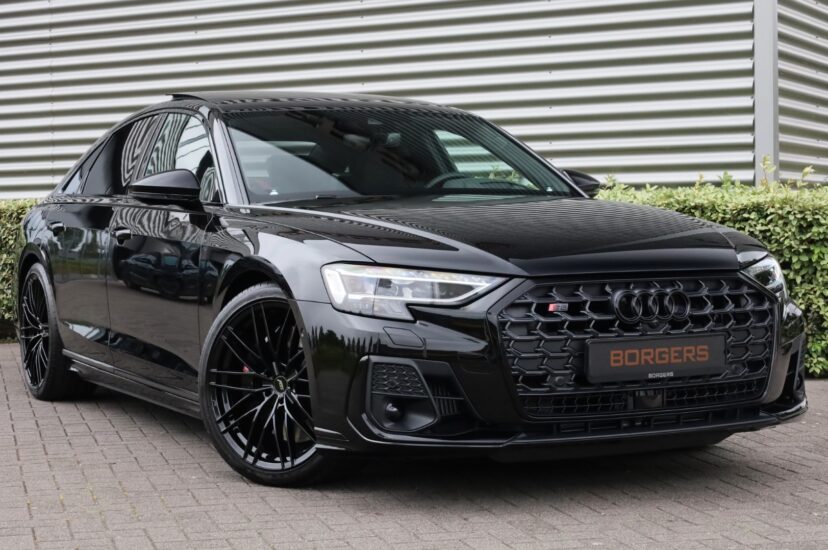 Audi S8