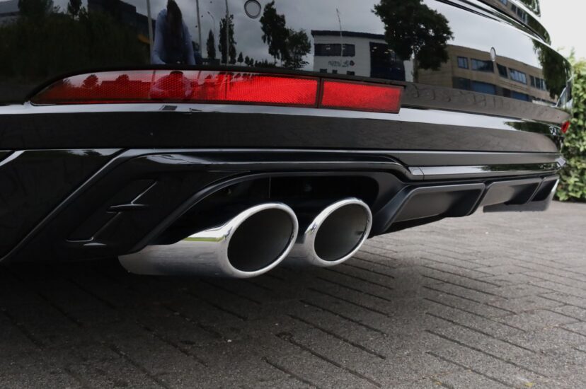 Audi S8