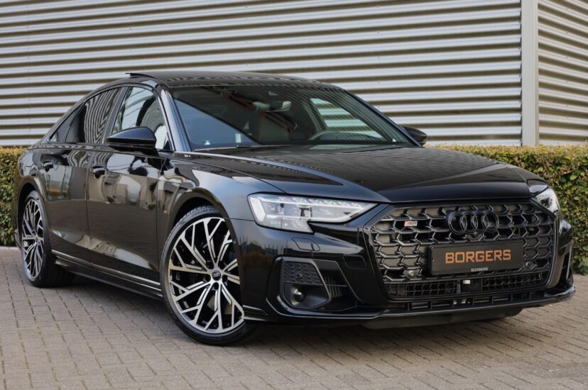 Audi S8