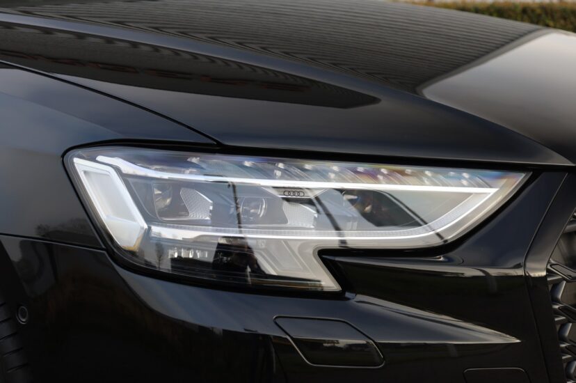 Audi S8