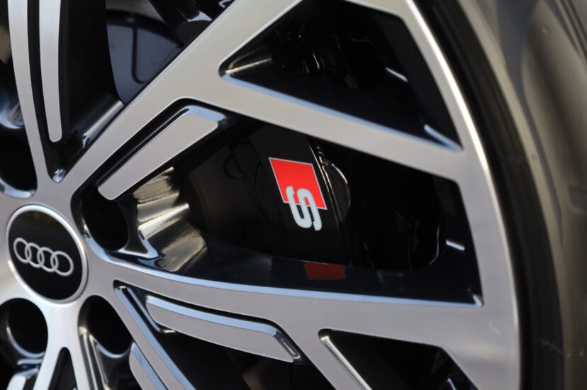 Audi S8