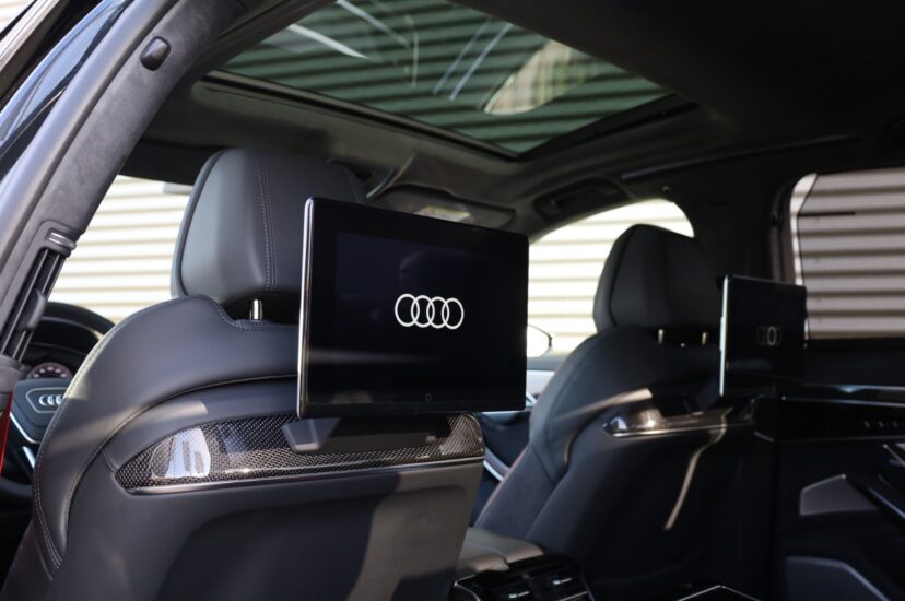 Audi S8