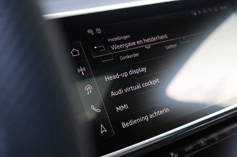 Audi S8