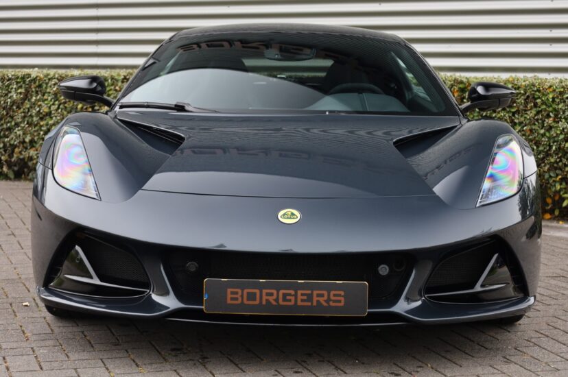 Lotus Emira