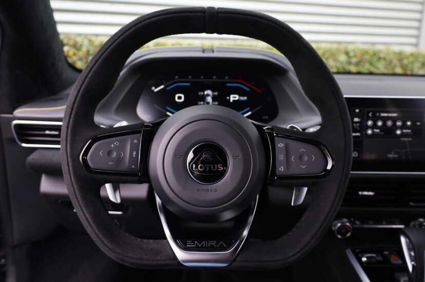 Lotus Emira