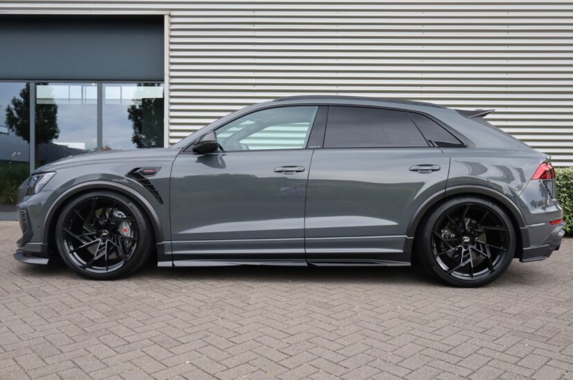 Audi RSQ8 Performance
