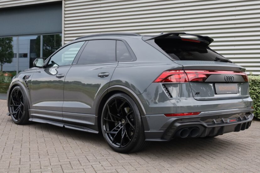 Audi RSQ8 Performance