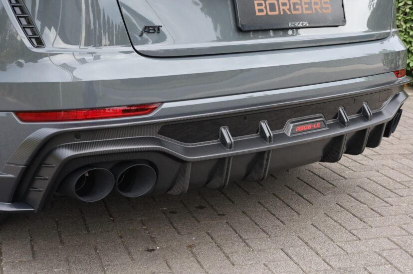 Audi RSQ8 Performance