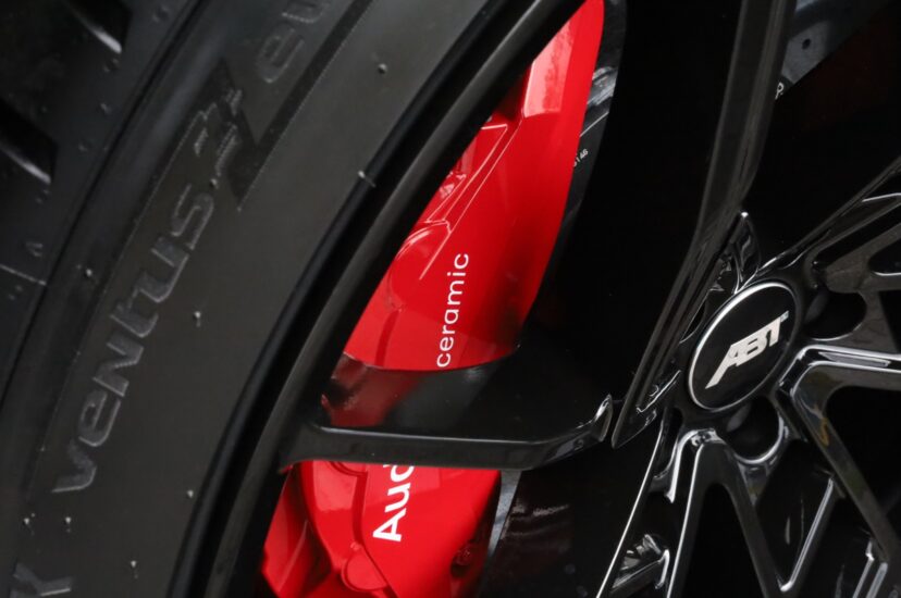 Audi RSQ8-LE Performance