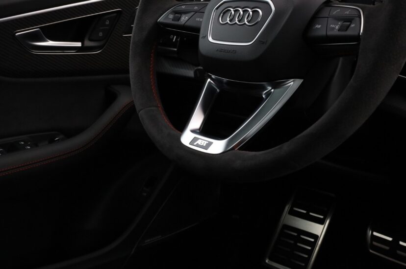 Audi RSQ8-LE Performance