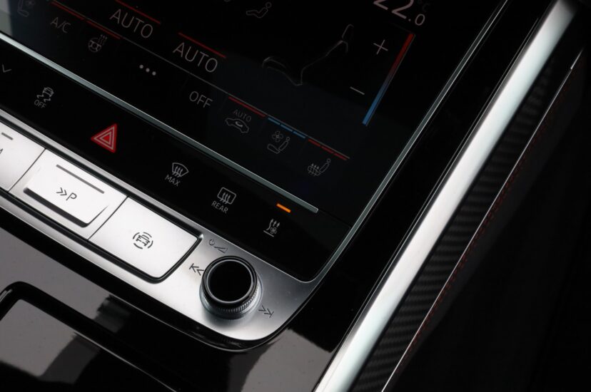 Audi RSQ8-LE Performance