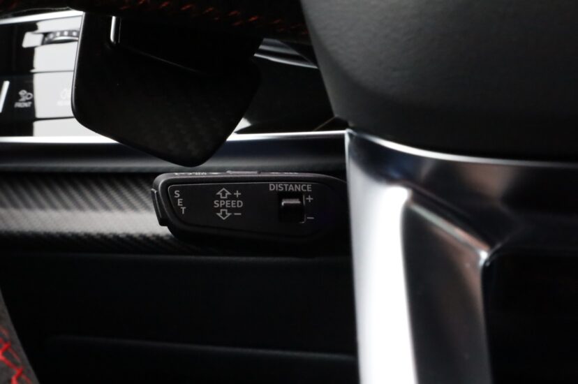 Audi RSQ8-LE Performance