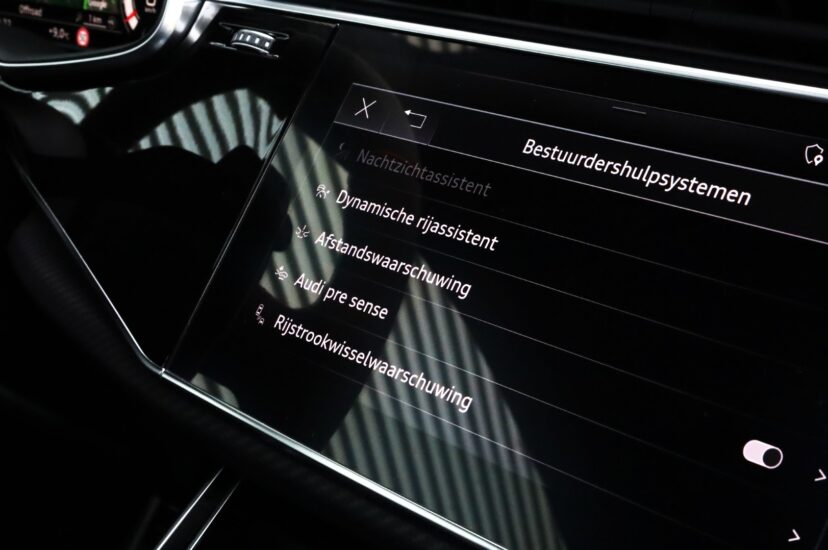 Audi RSQ8-LE Performance