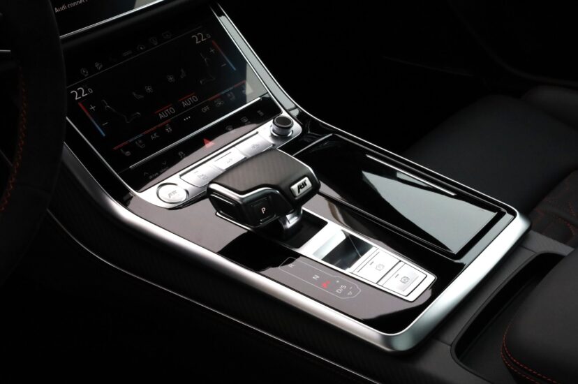 Audi RSQ8-LE Performance