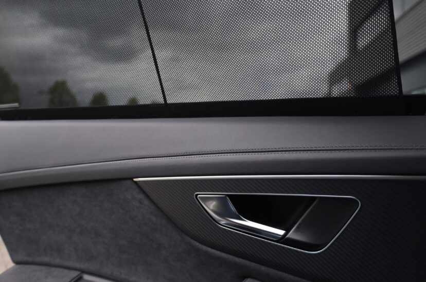 Audi RSQ8 Performance