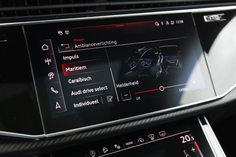 Audi RSQ8 Performance