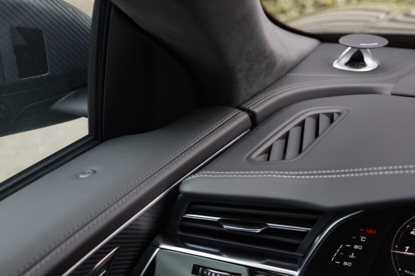 Audi RSQ8 Performance