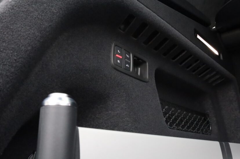 Audi RSQ8 Performance