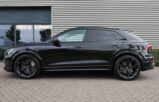 Audi RSQ8 Performance