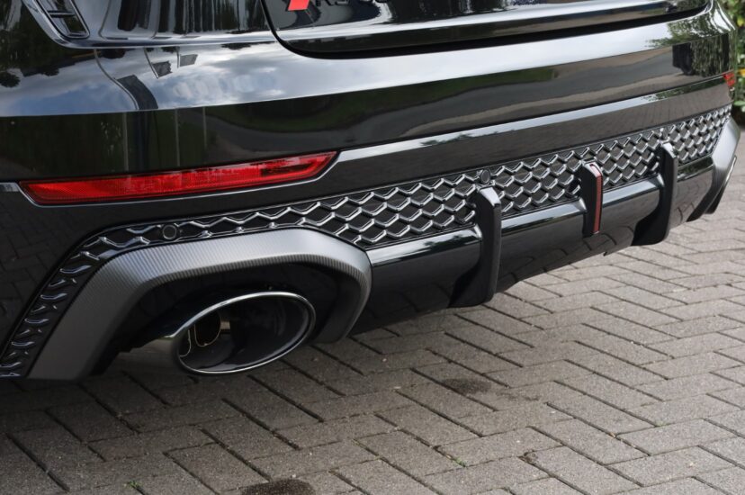 Audi RSQ8 Performance
