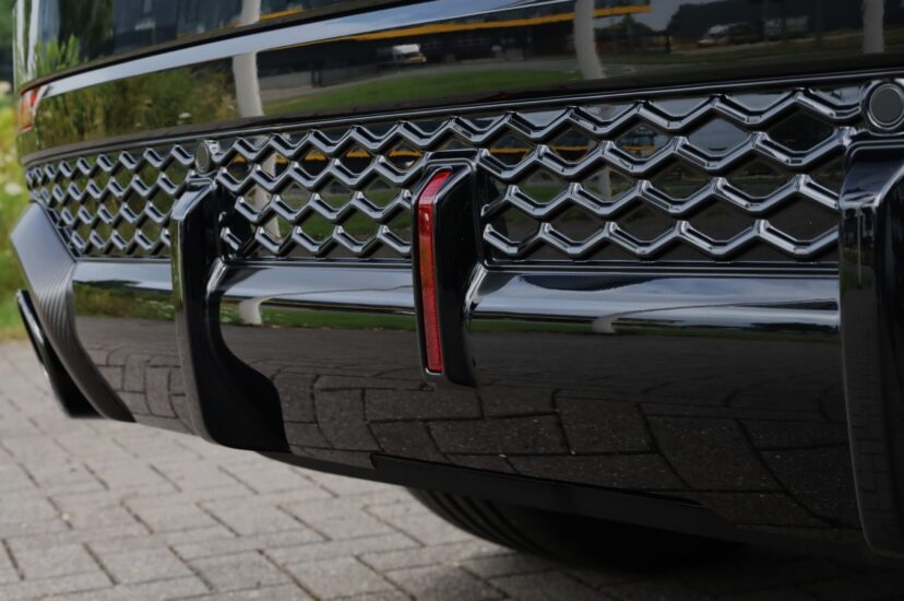 Audi RSQ8 Performance