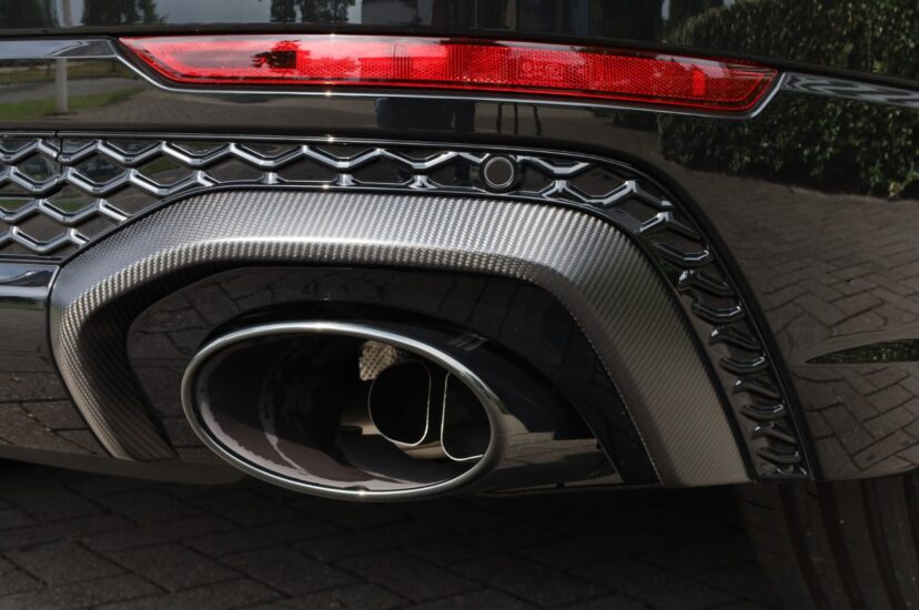 Audi RSQ8 Performance