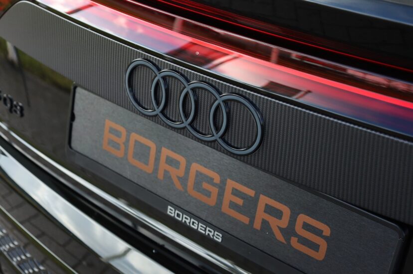 Audi RSQ8 Performance