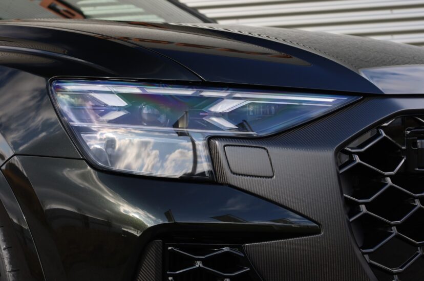 Audi RSQ8 Performance