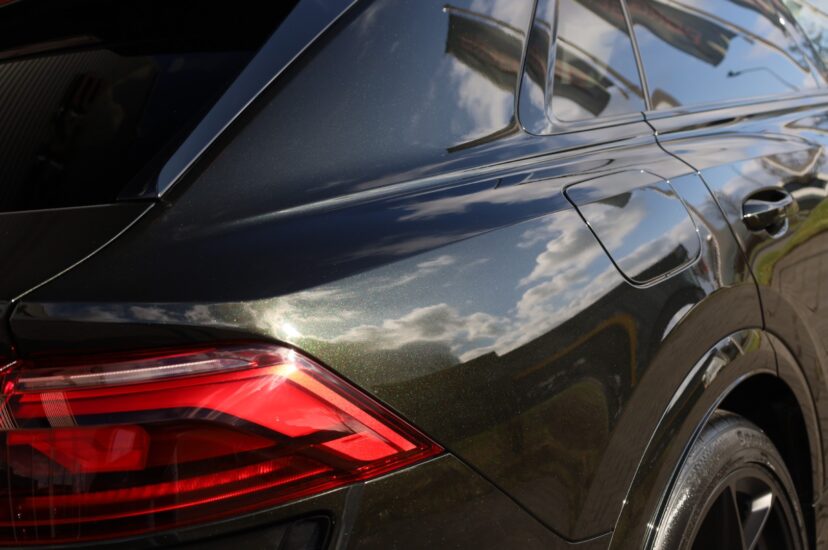 Audi RSQ8 Performance