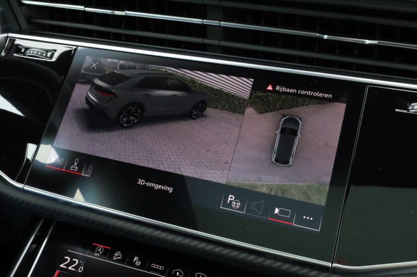 Audi RSQ8 Performance