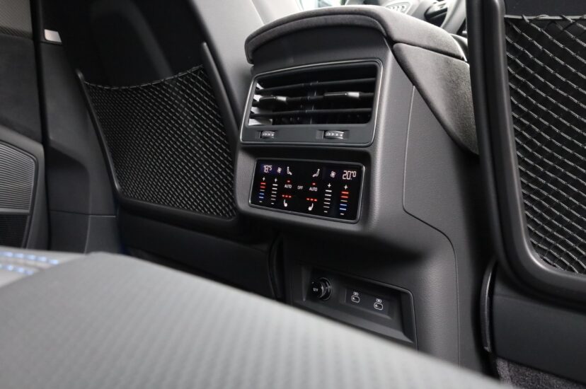Audi RSQ8 Performance