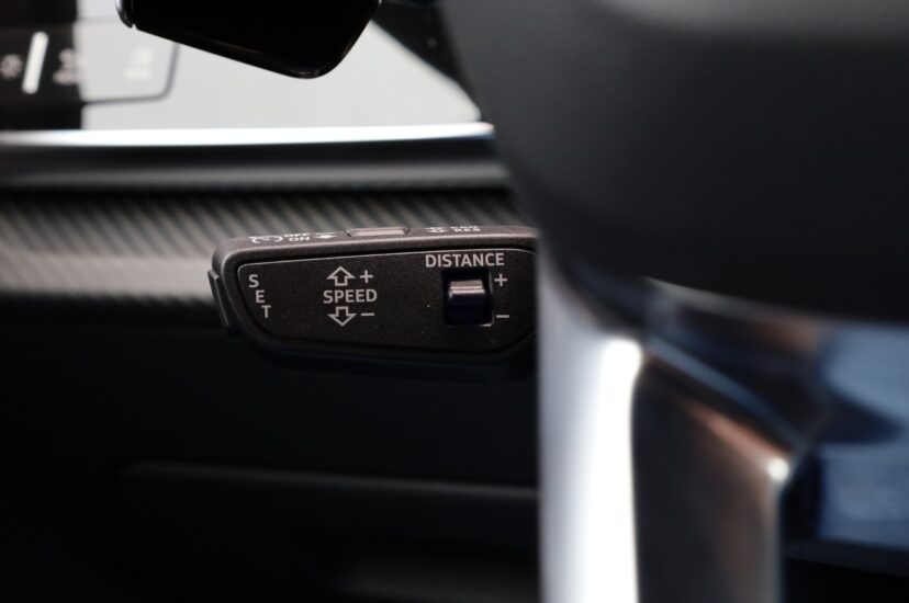 Audi RSQ8 Performance